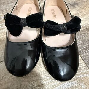 Gymboree Shiny Black Dress Shoes with Velvet Bow